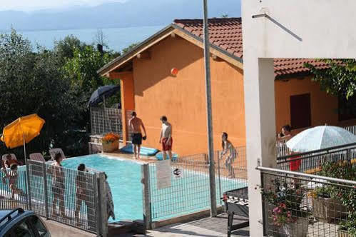 Borgo Blu Poggio Aparthotel Lazise Buitenkant foto